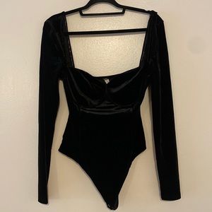 Bar III | Velour Long‎ Sleeve Bodysuit